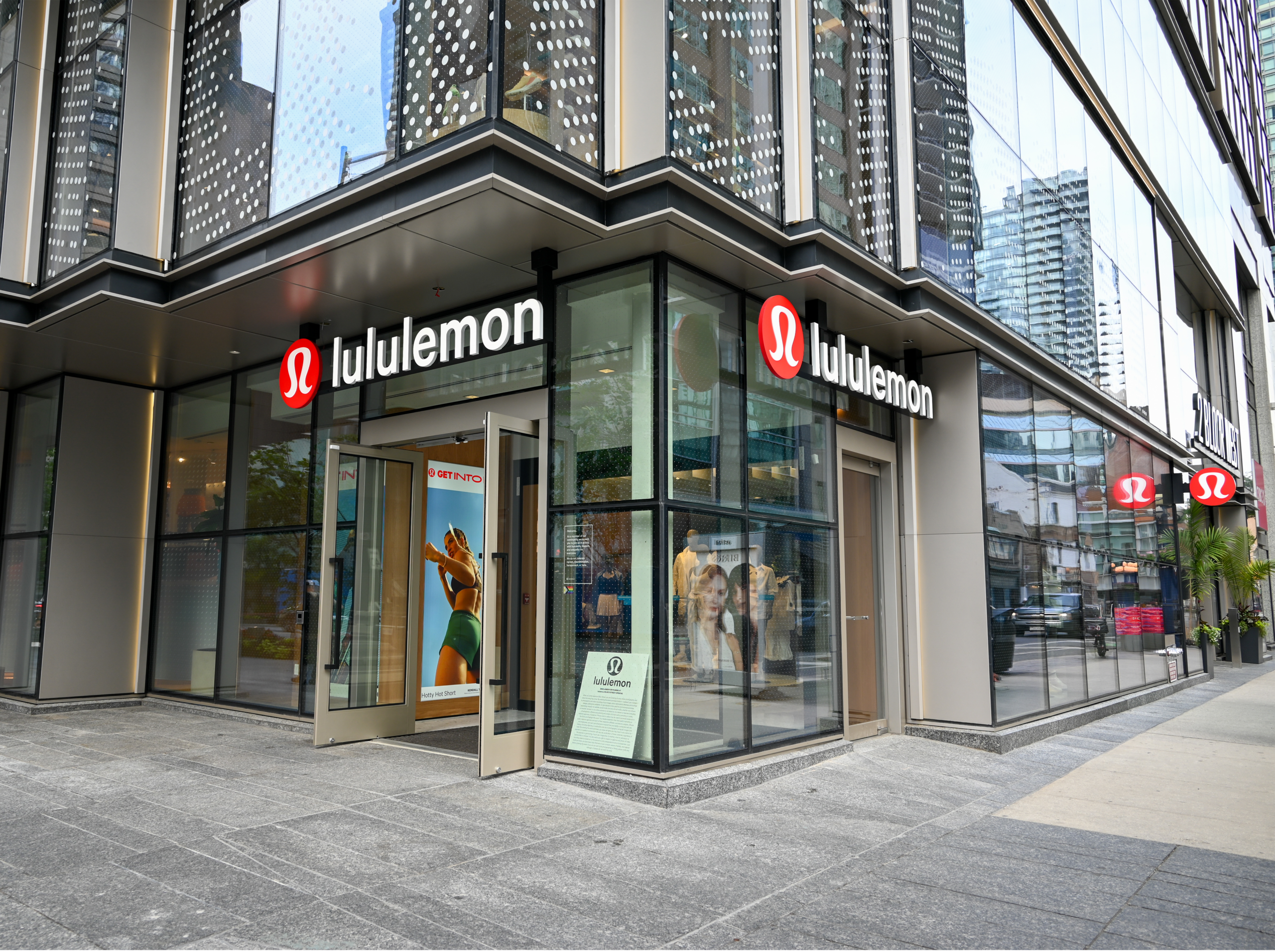 Lululemon